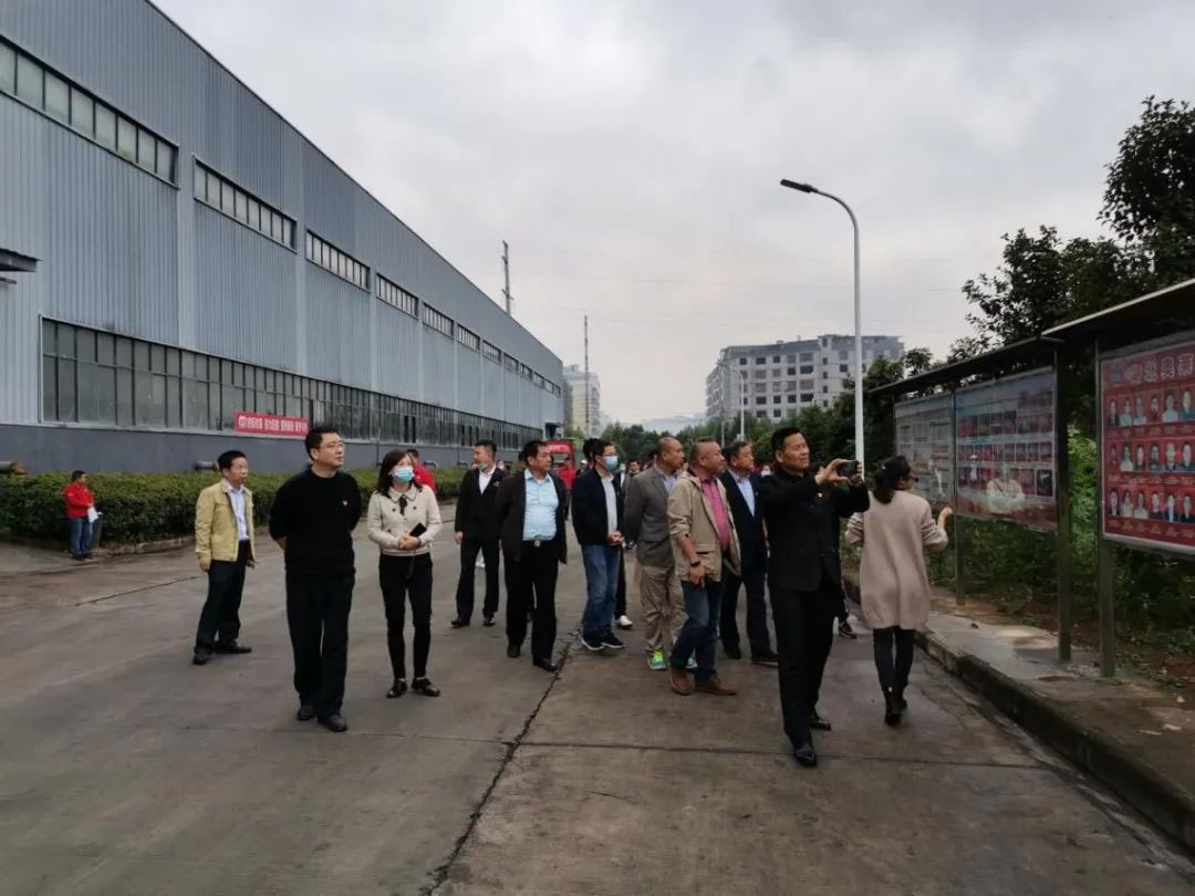 the-secretary-of-the-party-organization-of-the-citys-non-public-enterprises-visited-and-learned-the-party-building-work-of-hubei-aulice-tyre-co-ltd3.jpg